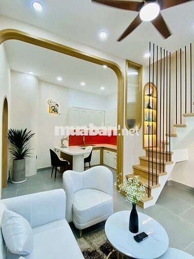Bán nhà 40m2 cấp4 (5m x 9m) giá 2Tỷ890 Phường 25 BÌNH THẠNH.