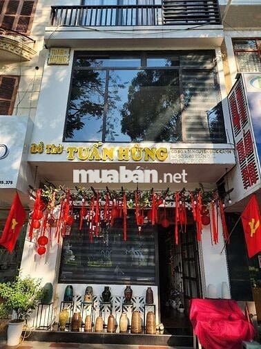 Cho thuê mặt bằng phố Trần Phú