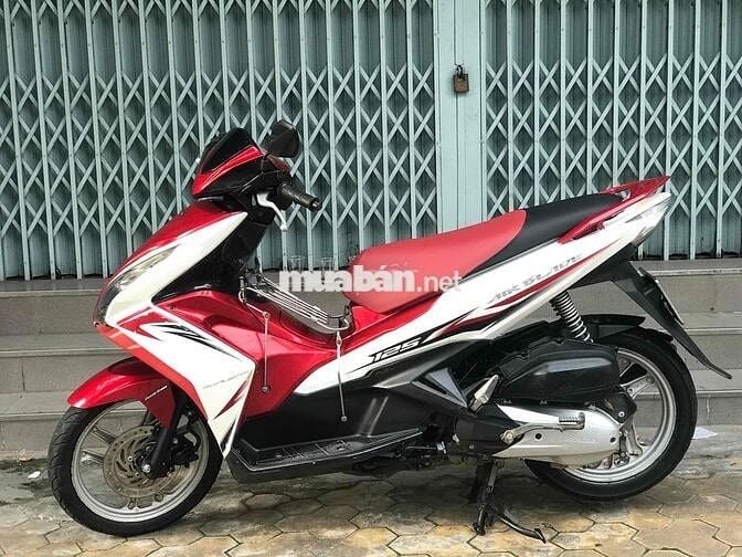 Cần bán Honda Airblade 125 Bstp .Máy zin êm ru