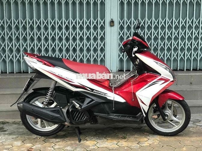 Cần bán Honda Airblade 125 Bstp .Máy zin êm ru