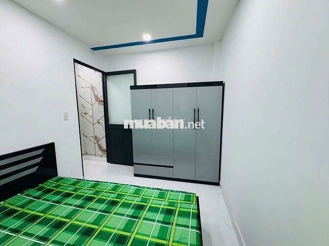 Giá 295 Triệu, dọn vào ở ngay, Chính chủ cần bán Hóc Môn