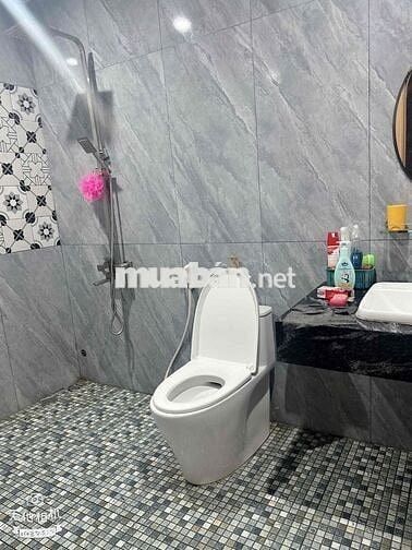 bán nhà 2 tầng 200m2 đất phun nội thất