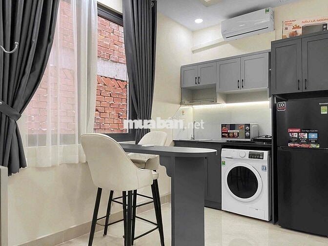 Cho Thuê Căn Studio Cửa Sổ Trời Máy Giặt Riêng Gần Đại Học Bách Khoa