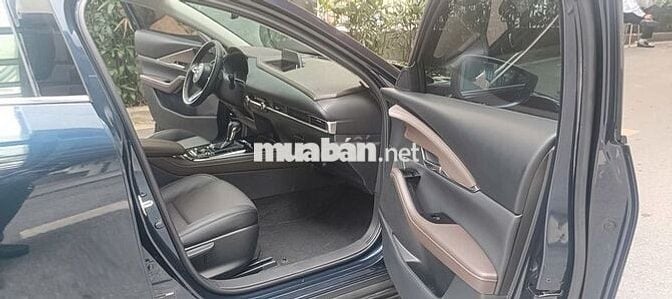 Mazda CX-30 2025 Luxury 2.0 AT - 4216 km