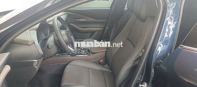 Mazda CX-30 2025 Luxury 2.0 AT - 4216 km