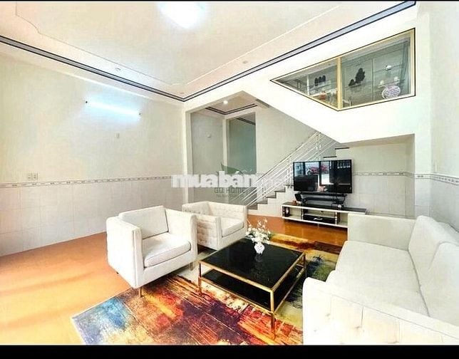CHO THUÊ NHÀ NGUYÊN CĂN 1 TRỆT 1 LẦU KHU VỰC  NGỌC HIỆP GIÁ 10 TRIỆU