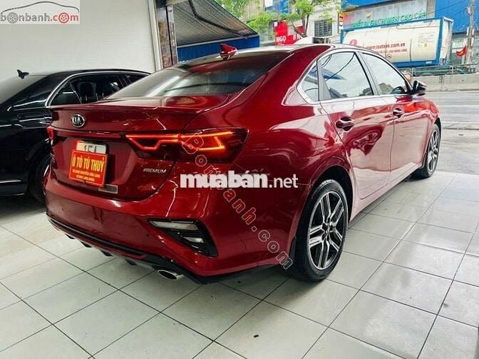 Kia Cerato 2019 máy 2.0 bản Premium đi 4.8 vạ