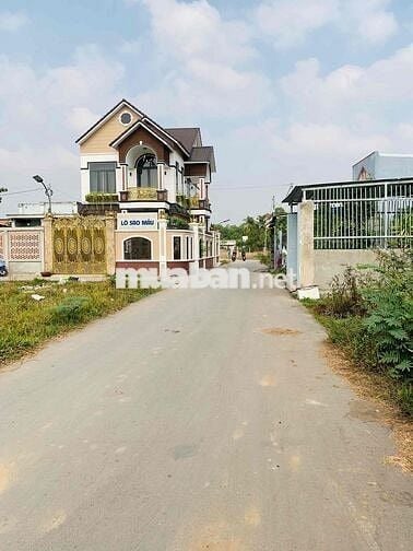 Đất hồng thổ cư chính chủ 2 mặt tiền đường Nguyễn Hoàng, Xã Trảng Bom