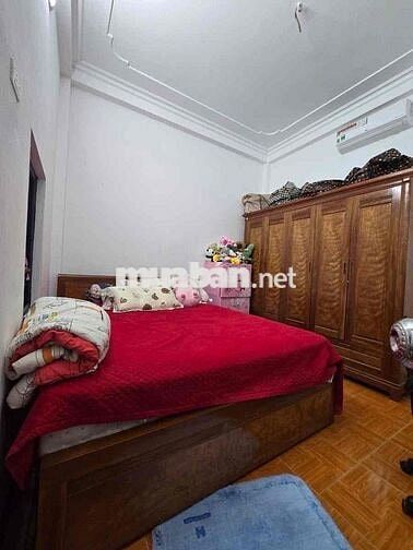 Cần bán nhà Kim Giang, DT:41m2, ngõ thông, ô tô đỗ cử, kinh doanh đỉnh
