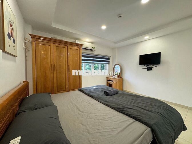 Chính chủ cho thuê Studio 1PN, 1 phòng khách, rộng rãi gần UEH, HUFLIT