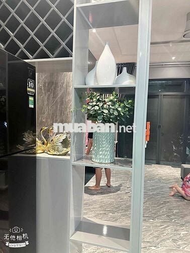 bán nhà 2 tầng 200m2 đất phun nội thất