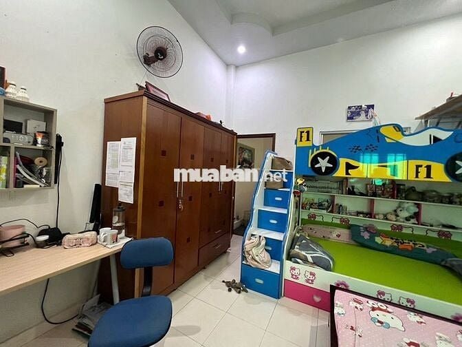 Nhà BT 56m2 chỉ nhỉn 7 tỷ vừa ở vừa kinh doanh thu nhập ở đâu ra?