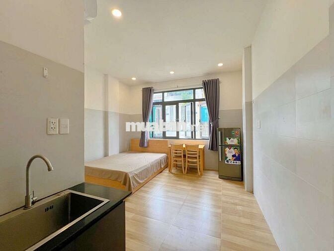 Studio - cửa sổ thoáng mát, full nội thất, giờ giấc tự do, an ninh cao