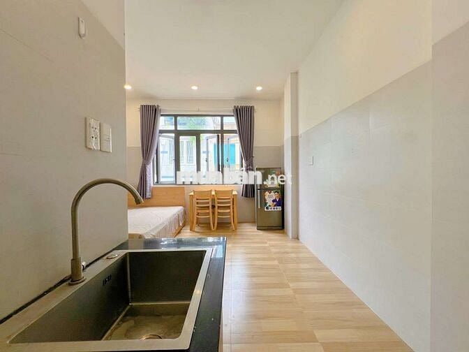 Studio - cửa sổ thoáng mát, full nội thất, giờ giấc tự do, an ninh cao
