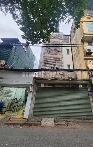 Cho thuê nhà mặt phố 80m2 X 4 tầng đường Vũ Hữu, 28 triệu.