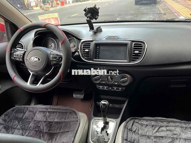 Kia Soluto 2020 1.4 AT Luxury - 65000 km