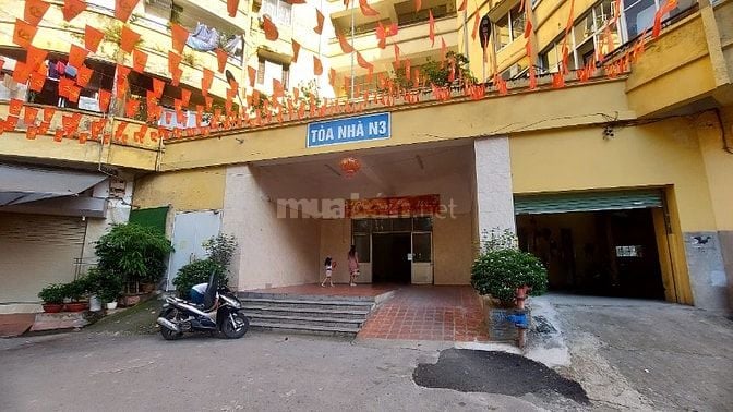 Bán căn hộ tầng 2 khu Đồng Tàu, Hoàng Mai, diện tích 53,5m2, 2PN