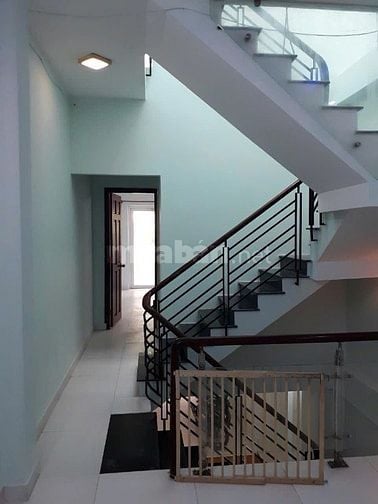 Cho Thuê MT Lê Sao Phường Phú Thạnh : 3,8 x 20 M đúc 1 trệt , 2 lầu 