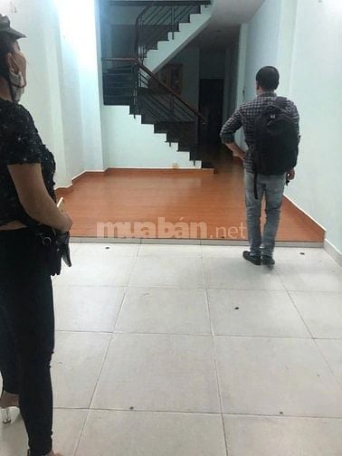 Cho Thuê MT Lê Sao Phường Phú Thạnh : 3,8 x 20 M đúc 1 trệt , 2 lầu 