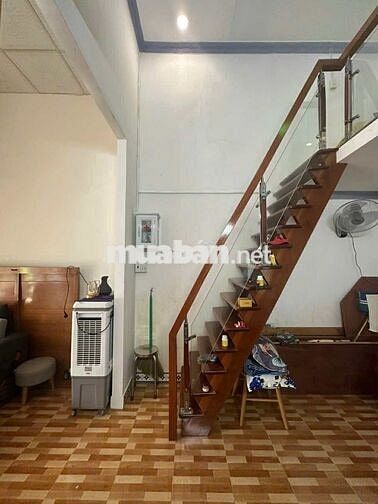 Nhà hẻm mới xây tặng full nội thất đường Nguyễn Văn Tạo Nhà Bè