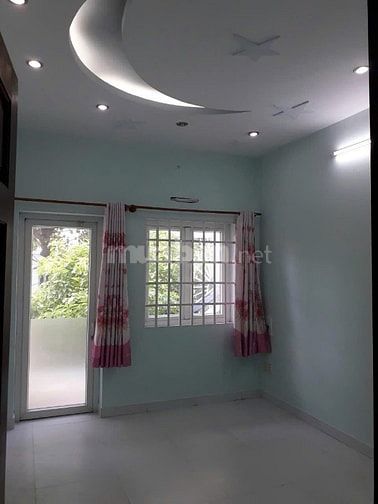 Cho Thuê MT Lê Sao Phường Phú Thạnh : 3,8 x 20 M đúc 1 trệt , 2 lầu 