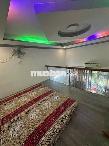 Nhà hẻm mới xây tặng full nội thất đường Nguyễn Văn Tạo Nhà Bè