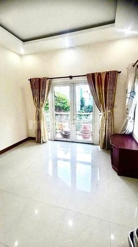 Cho thuê biệt thự sân vườn 204m² Lê Văn Thọ Gò Vấp, giá 38 triệu/tháng