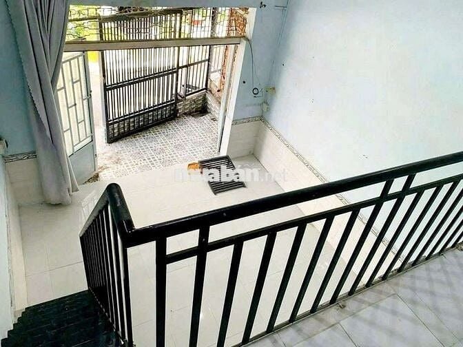 Nhà nguyên căn hẻm Hồ bÚng Xáng