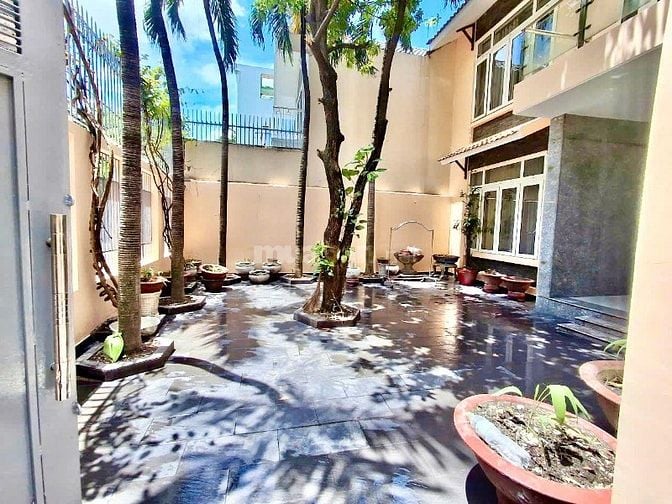 Cho thuê biệt thự sân vườn 204m² Lê Văn Thọ Gò Vấp, giá 38 triệu/tháng