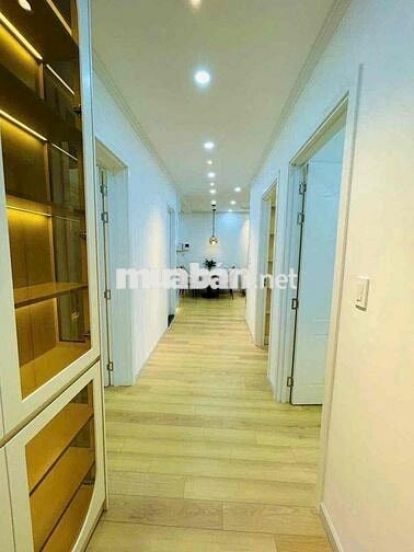 Cho thuê 3PN Sky Garden full nội thất, Giá *** thị trường
