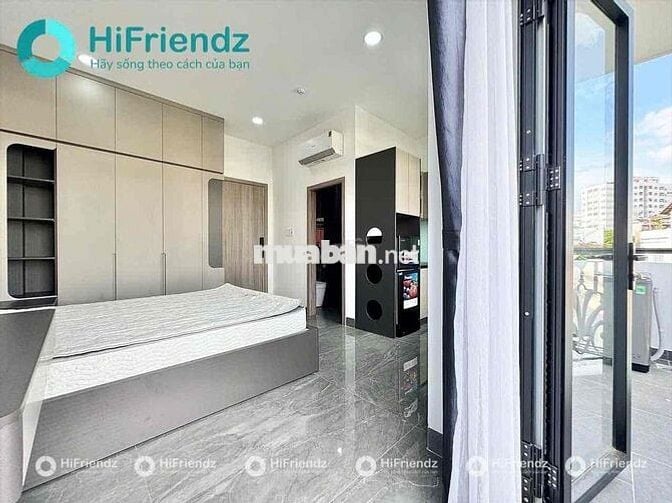 KHAI TRƯƠNG CĂN HỘ CAO CẤP NGAY CHỢ BÀ CHIỂU - BAN CÔNG CỬA SỔ THOÁNG