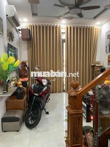Nhà 1 trệt 2lầu đẹp + 3pn, 2 MT đg Trước sau 4x25m Shr sổ đẹp