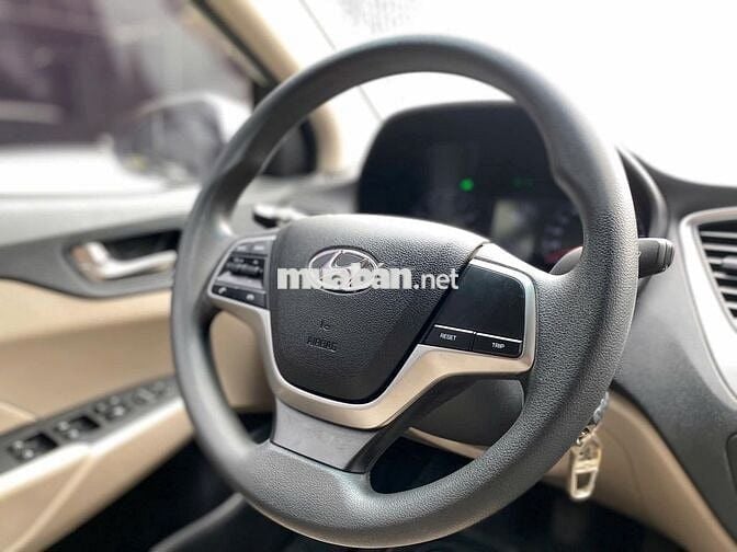 Hyundai Accent model 2024 1.4 MT BẠC SANG TRỌNG