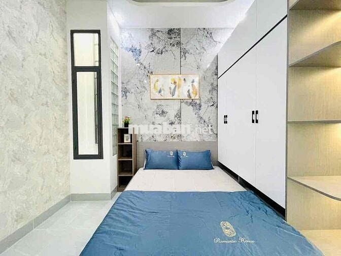 👉Chủ gấp bán căn nhà siêu phẩm tại Bình Thạnh , hẻm xe hơi sát mặt tiề