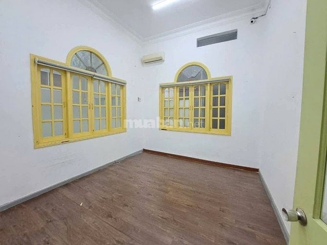 Cho thuê biệt thự mặt tiền, phường thảo điền , q2 , tp thủ đức