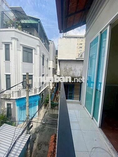 BÁN NHÀ ĐẸP NGUYỄN TIỂU LA- P.8 QUẬN 10- 40m² (4.4 x 9m) – 3 Tầng-