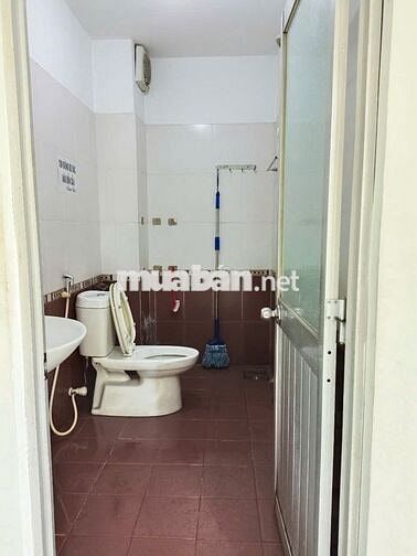 Phòng P12 Gò Vấp 34m2 có cửa sổ, ban công cây xanh thoáng,đủ nội thất