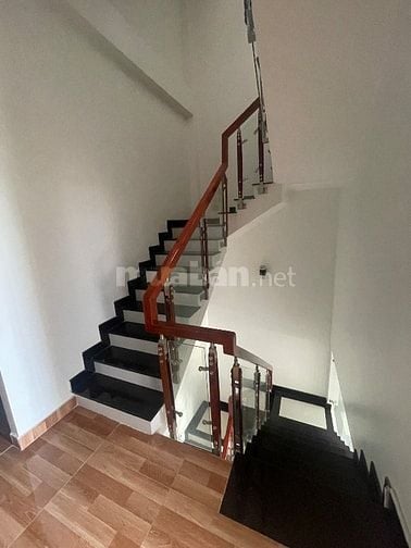 Nhà mặt tiền mễ cốc p15Q8. Gần chợ , trường học, trạm y tế phường