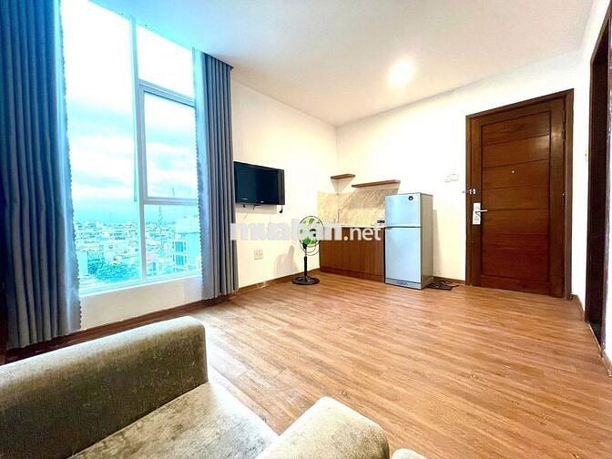Cho thuê căn hộ Studio thoáng mát ngay trung tâm thành phố
