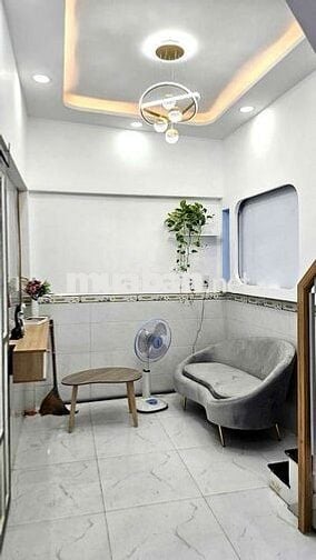 Cho thuê nguyên căn hẻm 1225/91/ Phạm Thế Hiển.f5,Q,8