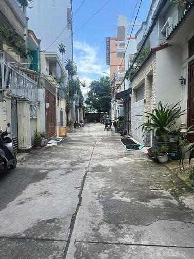 Bán nhà Ngang 4mx19m Hẻm ô tô 345 Tân Kỳ Tân Quý, P. Tân Quý, Tân Phú