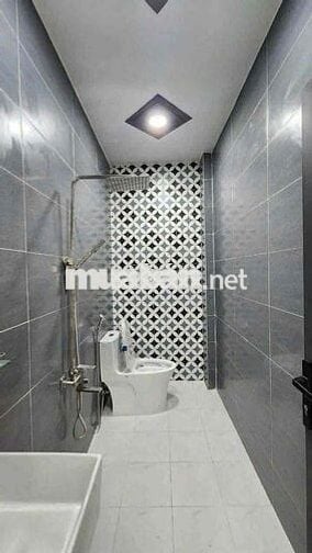 🇻🇳🇻🇳🇻🇳NHÀ NGUYÊN CĂN Q7 3PN 2WC