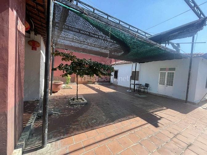 Cho thuê nhà 200m2, đường Hòn Khói, Giá 8 triệu