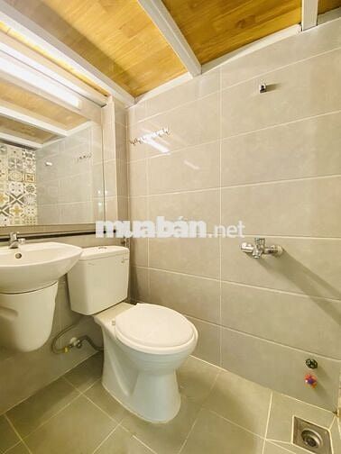 DUPLEX ĐẦY ĐỦ TIỆN NGHI, ÁNH SÁNG TỰ NHIÊN NGAY ĐH VĂN HIẾN