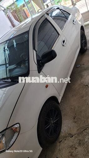 Toyota Vios 2005 - 120000 km