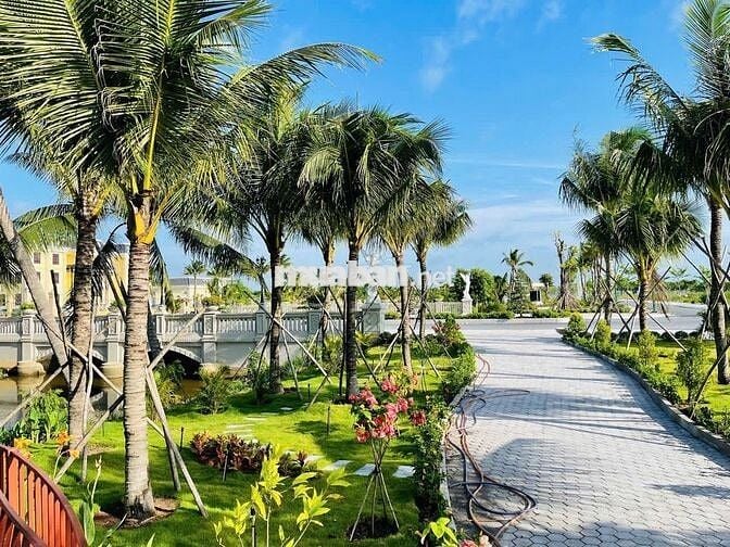Đất nền khu đô thị Agora City 112m2  DT818 Thủ Thừa
