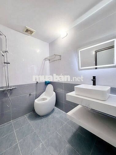 GĐ cần bán nhà phố KHÚC THỪA DỤ 50m ,7 Tầng Thang Máy