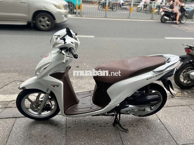 Honda vision 2016 mới 90% Bstp chính chủ