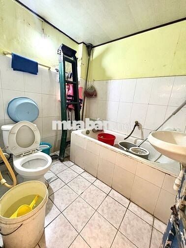 CHO THUÊ MẶT BẰNG KINH DOANH SẴN CỬA KÍNH MẶT ĐƯỜNG LÊ HỒNG PHONG