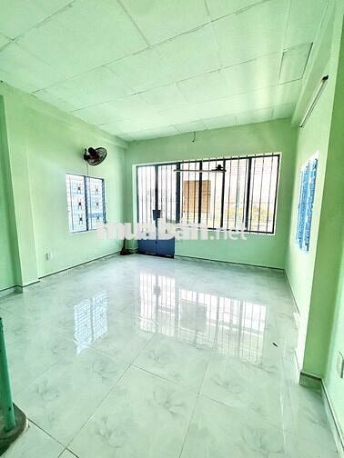 CHO THUÊ NHÀ KINH DOANH 3 TẦNG MẶT ĐƯỜNG ĐÔNG ĐÚC TRUNG TÂM THÀNH PHỐ